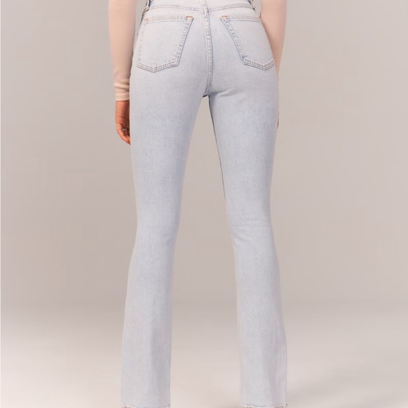 Abercrombie and Fitch, high-rise skinny jean - Picture 4 of 8